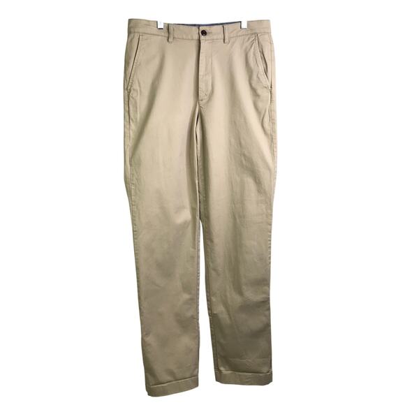 L.L. Bean Chinos Pants Mens Size 32W X 34L 503737 Khaki Natural Fit Flat Front - Picture 1 of 6